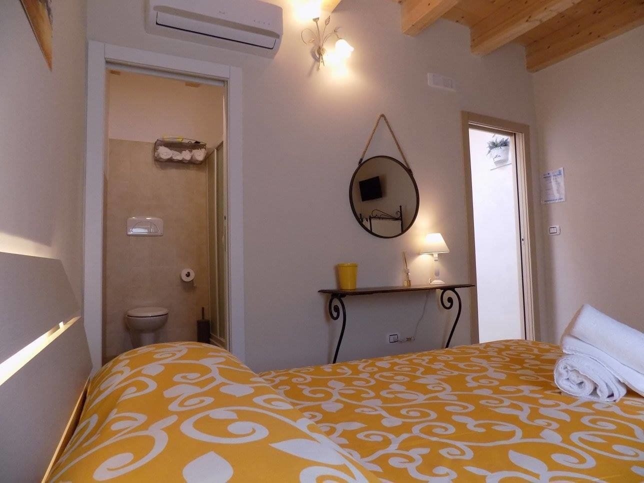 B&B Antico Granaio Bisceglie Eksteriør billede